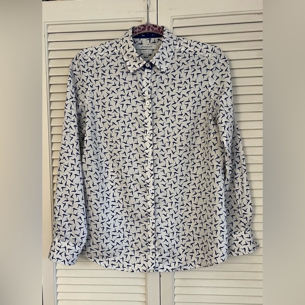 Foxcroft Blue and White Casual Button Down Shirt - like new.